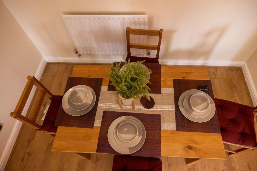 3 Bedrooms House-Sofabed-Parking-Bbqstove-Garden London Eksteriør bilde